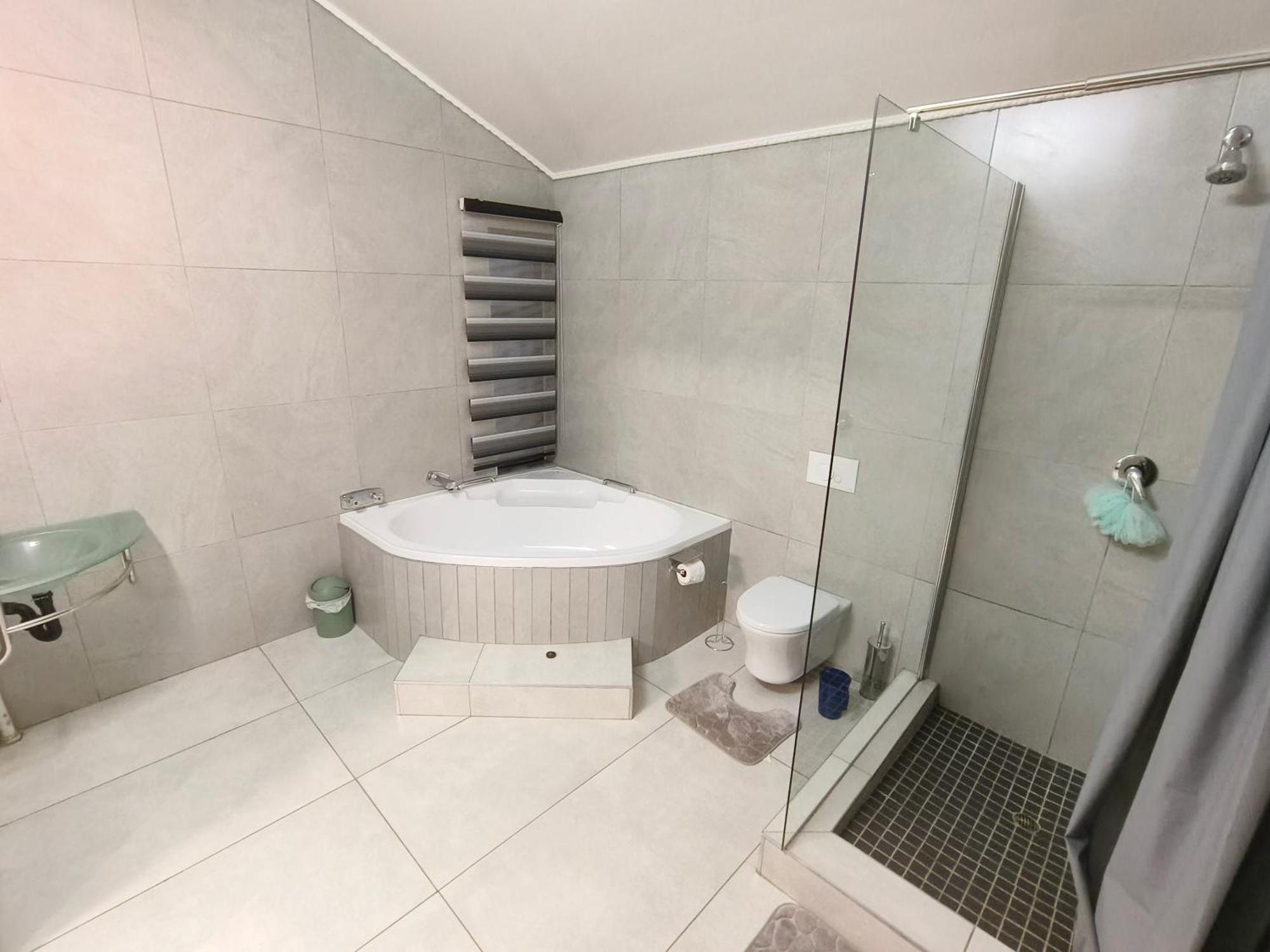 In Town Vaal Apartment Vereeniging Ngoại thất bức ảnh