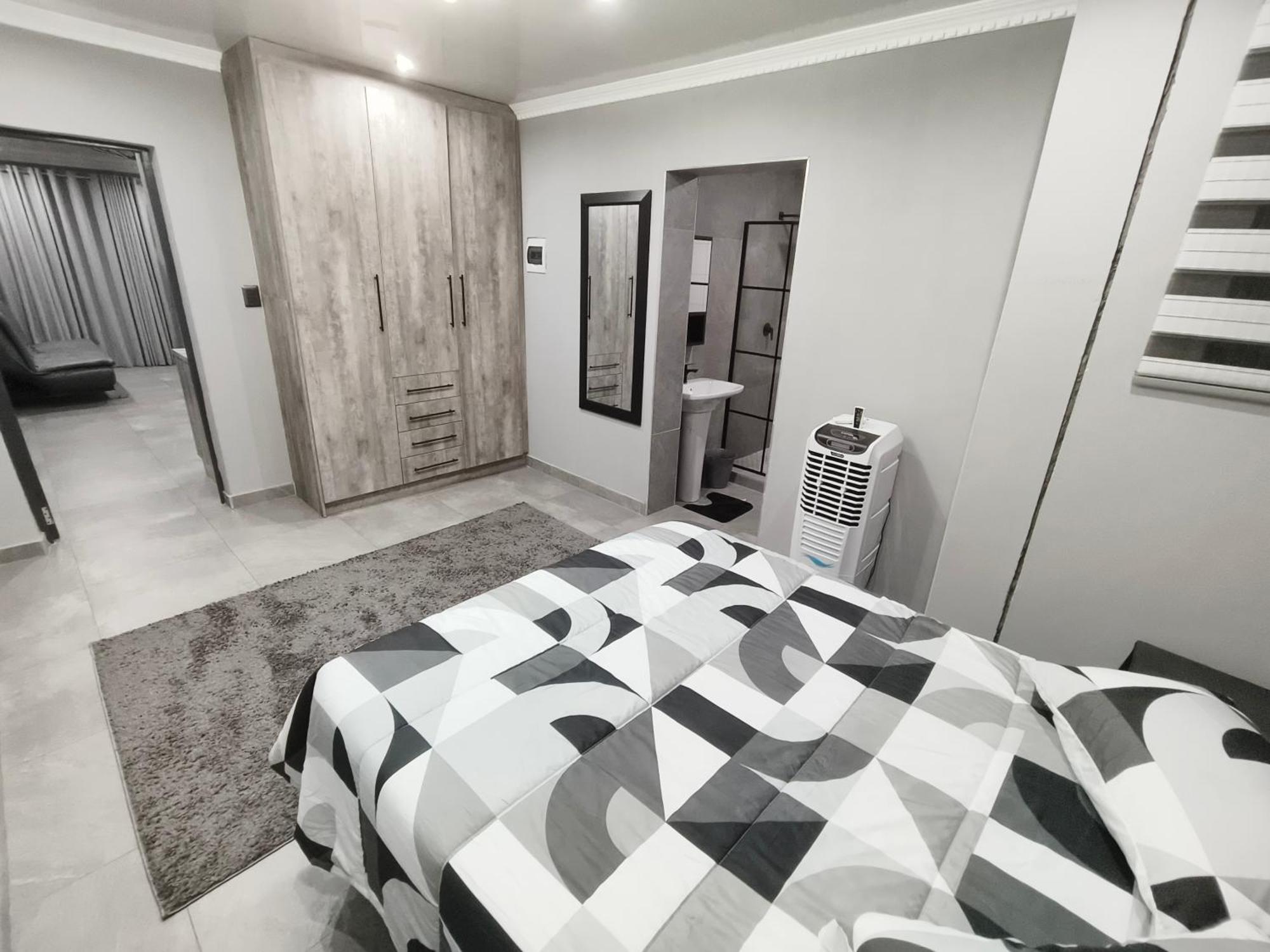 In Town Vaal Apartment Vereeniging Ngoại thất bức ảnh