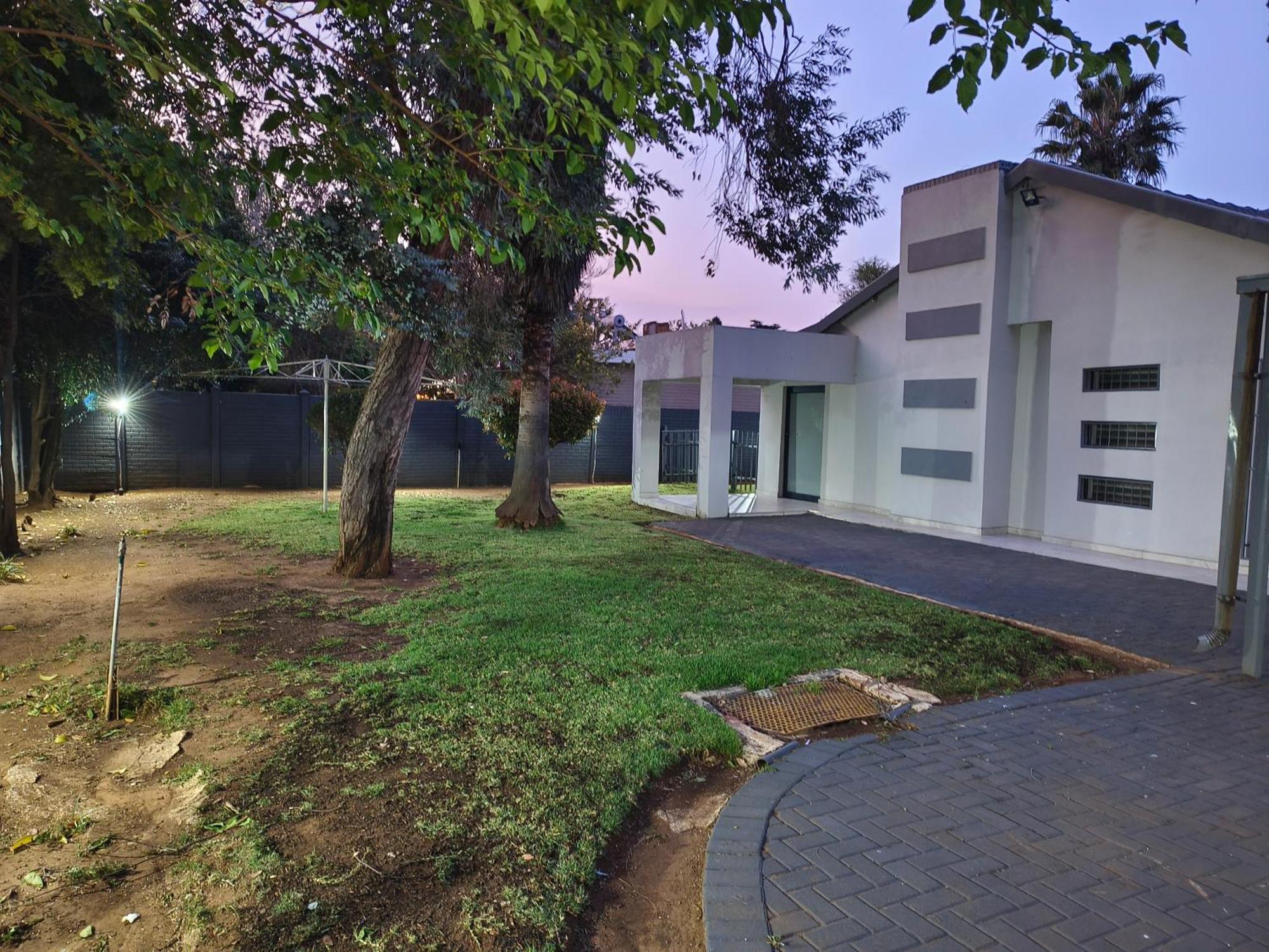 In Town Vaal Apartment Vereeniging Ngoại thất bức ảnh